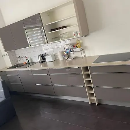 Onthepoint, Erdgeschoss, Abstellplatz Fuer Fahrraeder, Und Innenhafen 5 Gehminuten!!! Appartement *